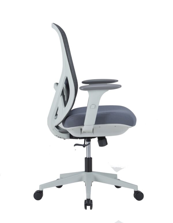 Lee Operator Chair